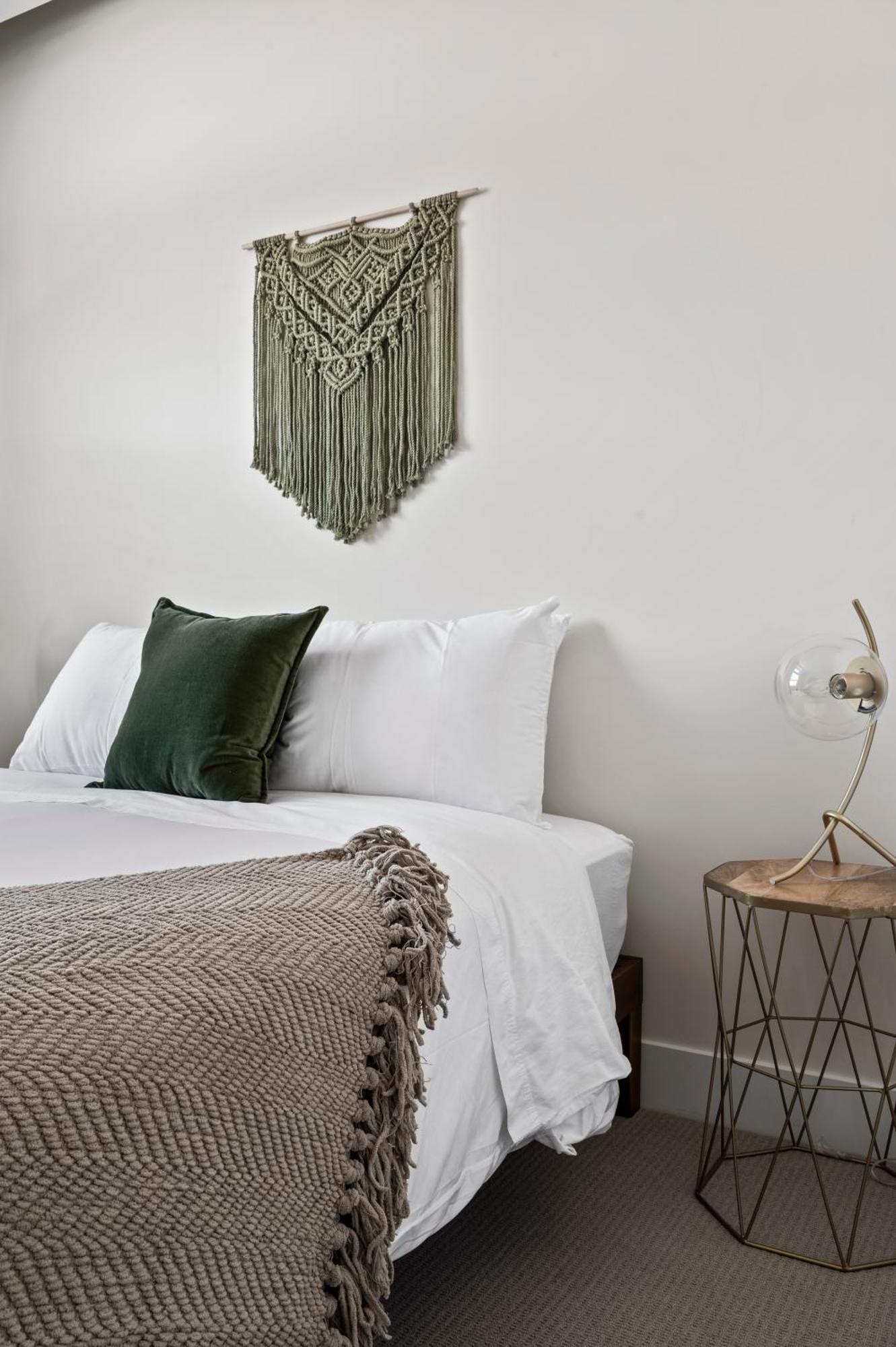 Polished Stayscape | Espadin Lohi Holiday home Denver